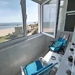 Apartament Sunrise Beachfront Relax