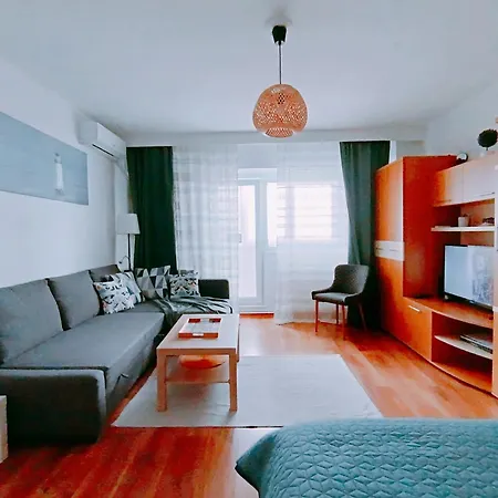 Sunrise Beachfront Relax Apartament
