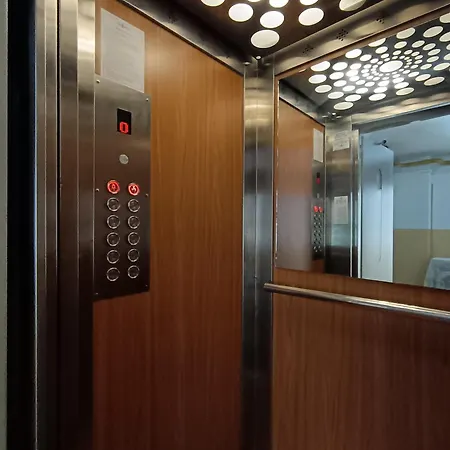 Sunrise Beachfront Relax 公寓 康斯坦察