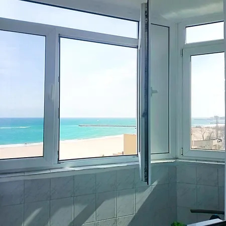 公寓 Sunrise Beachfront Relax 康斯坦察