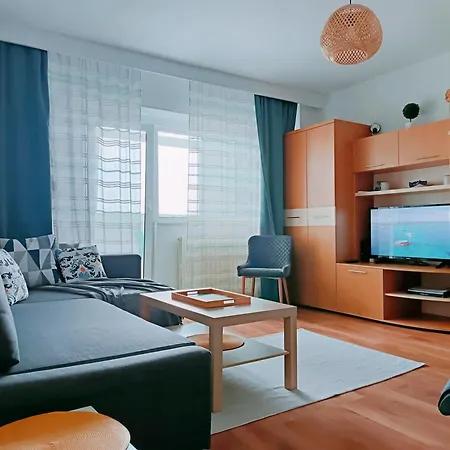 Sunrise Beachfront Relax 康斯坦察