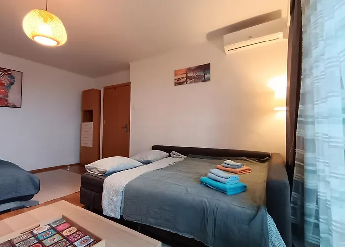 Sunrise Beachfront Relax Apartment Constanţa