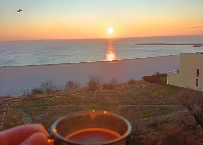 Sunrise Beachfront Relax Constanţa